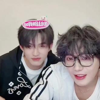 好吧,只有亿点点好笑。