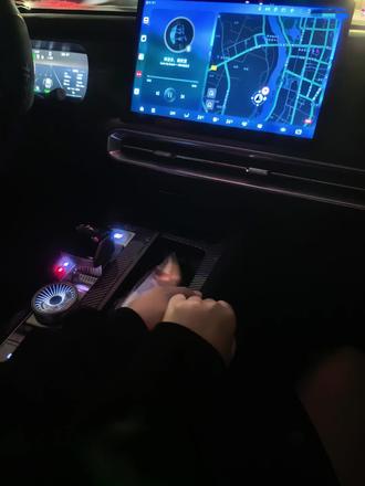 大家好,这是我的crush!✧٩(ˊωˋ*)و✧
都要珍惜自己的小朋友哈!因为她也是别人翘首以盼的惊喜,弄丢了别人是不会还的。