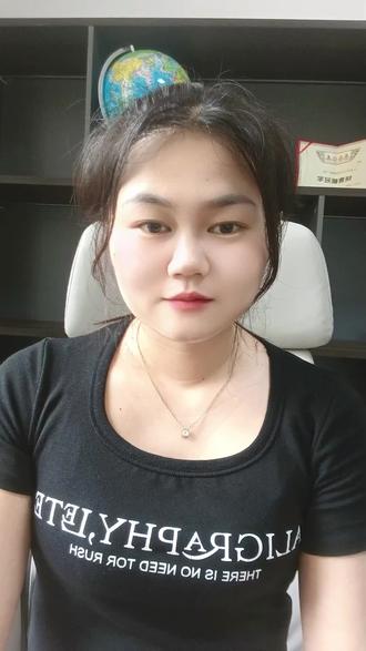 旺季提前来袭,航运风险持续加剧 全球集运市场快速升温,欧美旺季提前放量,各大航线运价持续走高。
舱位紧缺、缺箱甩柜常态化,叠加中东地缘局势影响,航运成本居高不下。
近期需要出货的外贸朋友,建议提前锁定舱位,避开涨价高峰期。#国际海运 #海运行情 #外贸物流 #海运涨价 #美西专线