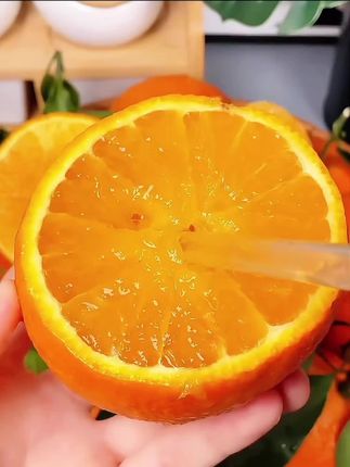 应季上市汁多饱满的爱媛38号果冻橙,大家都来尝尝吧~#爱媛38号果冻橙 #新鲜采摘