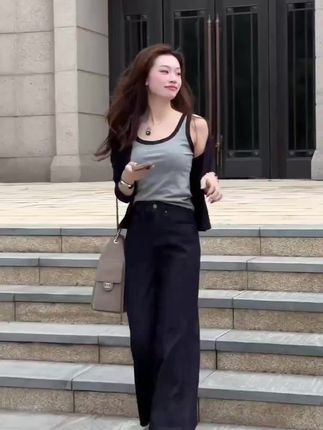 时尚休闲吊带两件套#减龄显瘦穿搭 #显高显瘦穿搭 #穿出高级感