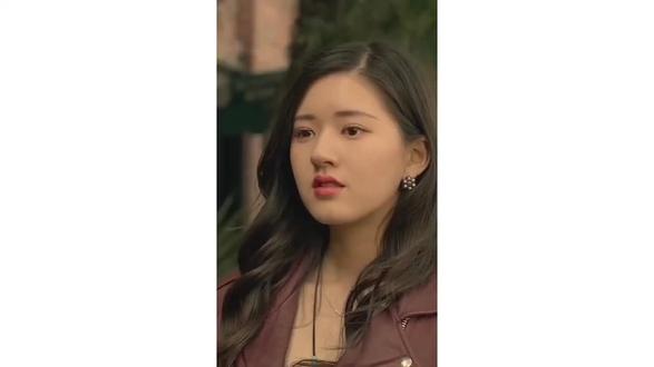 让好友说我的妈呀这谁的YZ好漂亮啊?好肥的猪屁股#毛毛子 #赵露思 #虞书欣