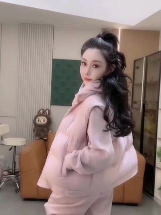 #女神穿搭 #美搭尽显女神范 #外套穿搭 #穿搭分享