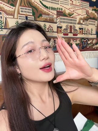 变色眼镜非常的好看,无边框防蓝光眼镜#防蓝光眼镜