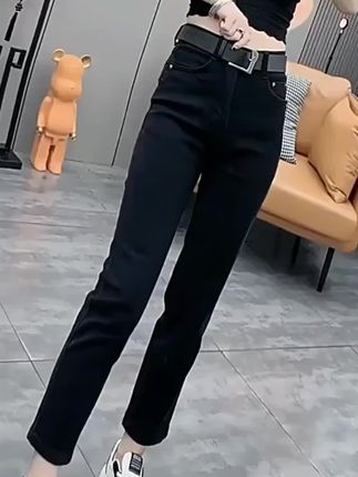 弹力小直筒烟管裤牛仔裤 修身不紧绷 藏肉修饰腿型 经典时尚黑色 搭配随心所欲 #小个子穿搭 #显高显瘦显腿长 #早秋新款 #谁穿谁好看 #牛仔裤