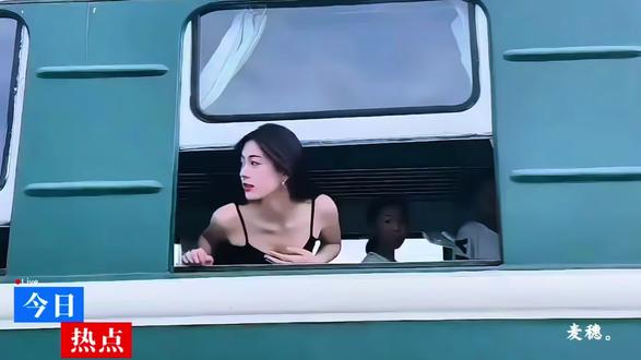 安丘泰华城店《幻境时空》盛宴启幕!全景巨幕+六自由度座椅,穿越山海与星河,感官全方位被包围,玩一次就上瘾!假期还不知道去哪玩的宝子们视频左下角赶紧冲#幻境时空安丘泰华城店 #视觉盛宴 #马上出发玩尽兴 #寒假心动之旅 #亲子遛娃好去处