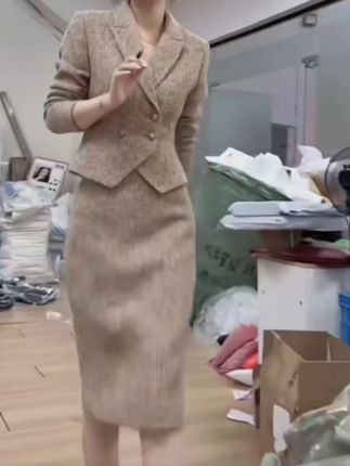 购买同款商品点这里 秋季新款时尚两件套女装#高端大气 #高级穿搭