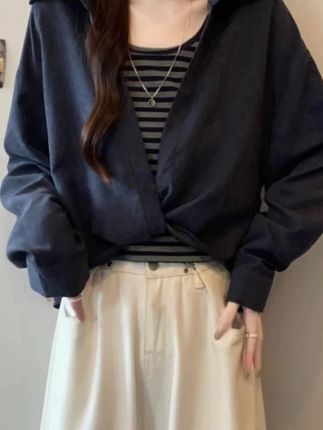 遮肚子不规则长袖衬衫女春秋胖妹妹显瘦百搭条纹背心两件套装#时尚减龄穿搭 #穿出自己的风格 #优雅气质 #清纯甜美 #谁穿谁好看