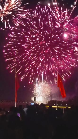 又遇烟花,2026年正月十五晚烟花秀,最美夜晚。