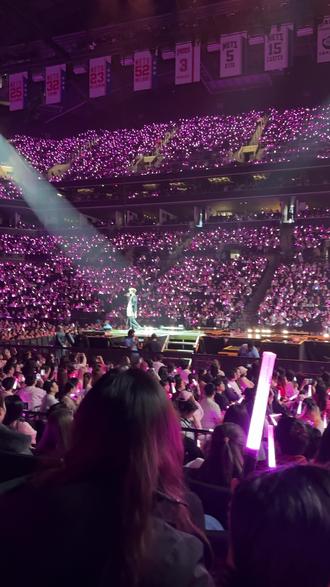 为什么是3211 mi re dodo呢?
因为…好喜欢你!
#汪苏泷演唱会纽约