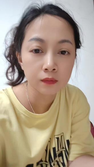 减脂餐,番薯
鱼肉金针菇鸡蛋番茄芹菜减脂餐,跑步停几天,现在是油腻的社会,多吃减脂餐更有利于健康。