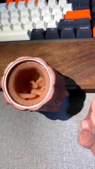 玩过这么多解压的玩具,还是这个解压树桩松鼠最好玩# 玩具#解圧松鼠