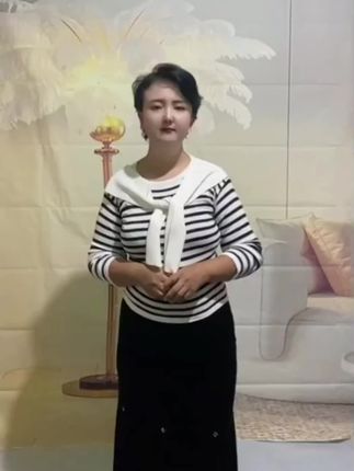 #上热门🔥 #短视频创业 #推荐女装#好物推荐🔥 #@DOU+小助手
