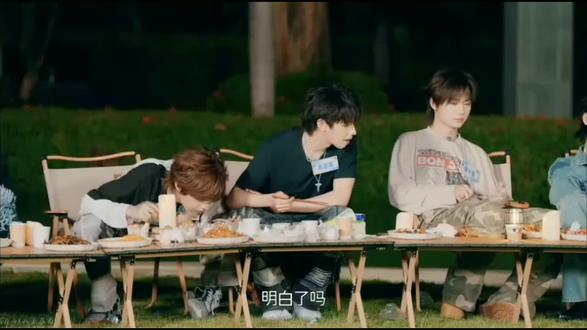 建议大家都去看👀我要被笑死了#时代峰峻 #综艺#物料@DOU+上热门