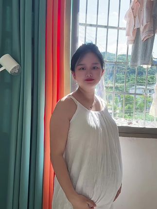 马上8个月了,8月底剖腹产.9月一起做月子的姐妹多不多,这几天肚子一下大了好多#孕期记录 ##孕期 #怀孕 #期待你的到来 #卸货倒计时
