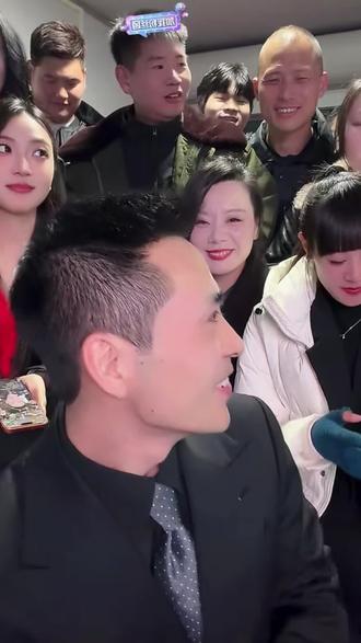 #索图 #直播高光 因为下雨 大号停播 小号嗨起来啦