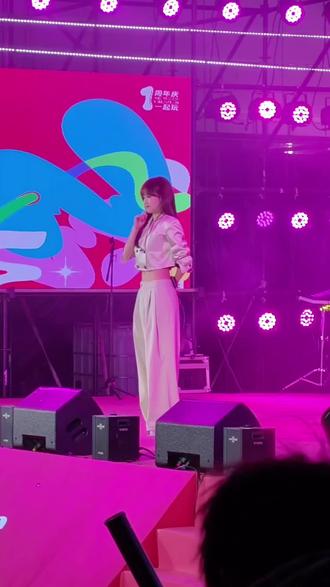 #井迪 #现场live #宝龙广场 宝龙广场周年庆,井迪跳舞来了