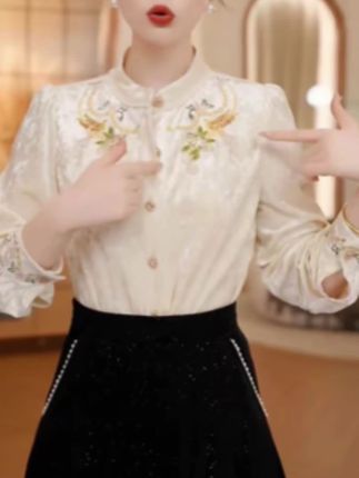 【509】法式高端丝绒上衣打底衬衫女装新款宽松时尚别致漂亮上衣#女装 #显瘦穿搭 #谁穿谁好看 #爆款热卖中 #完美身材