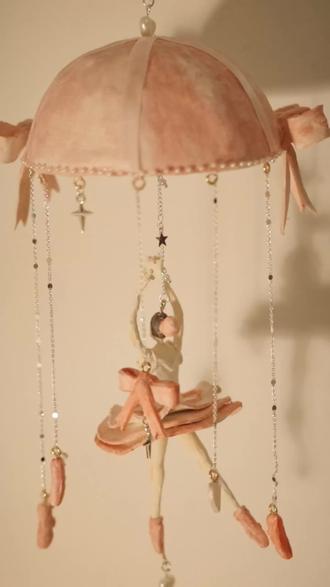 生活是舞台,记得要昂起头、挺起胸、直起腰,翩翩起舞。#做手工我是认真的 #石塑粘土 #粘土教程 #石塑粘土diy