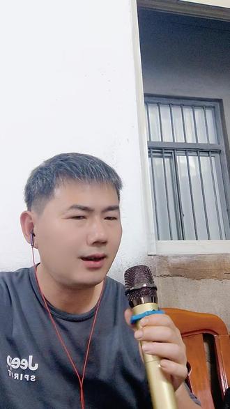 心爱的嫁人了,我却成了落单的水鸭🦆