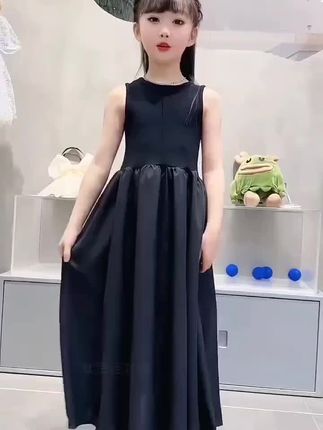 女童夏季必备小黑裙,高级感满满#质量杠杠的好 #气质这一块拿捏死死的#生女儿就是用来打扮的 #高级感穿搭#好物推荐