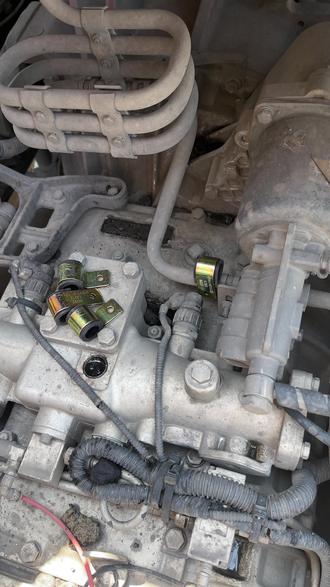 打气泵螺旋加厚钢管卡子!
#欧曼 #欧曼银河 #欧曼est #欧曼gtl