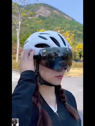 自行车骑行专业竞速户外山地公路车男女通用山地车头盔#爱生活爱骑行 #骑行 #骑帅不骑快 #户外骑行 #骑车看风景