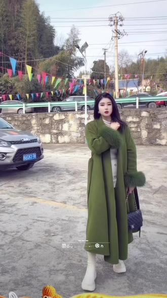 爱自己的七层:1.身体安顿 2.精神丰盈 3.自我接纳 4.情绪允许 5.伤口拥抱 6.内在和解 7.自然利他。