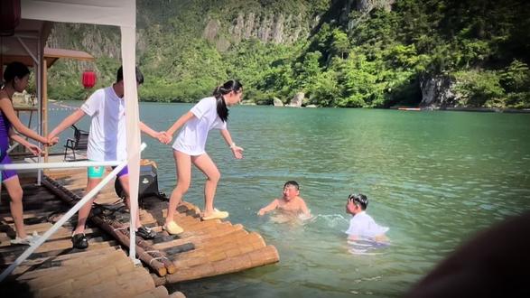 夏季溺水高发期,溺水无声!夺命60秒!#防溺水宣传短片 #野外玩水安全 #家长必看 #楠溪江游玩攻略#安全防范教育