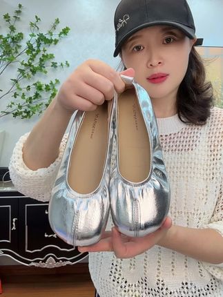 #夏日出街必备 #通勤单鞋推荐 #奶奶鞋 #约会小心机穿搭 #闺蜜逛街同款