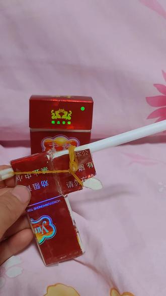 超级简单的烟盒手枪!快来试试,一分钟教会你。