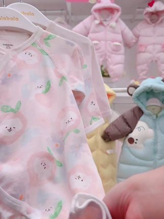 #童装 #潮童必备 巴拉巴拉童装儿童长袖套装女童运动两件套2025新款春装轻户外棉#潮童穿搭 #巴拉巴拉 #宝妈推荐