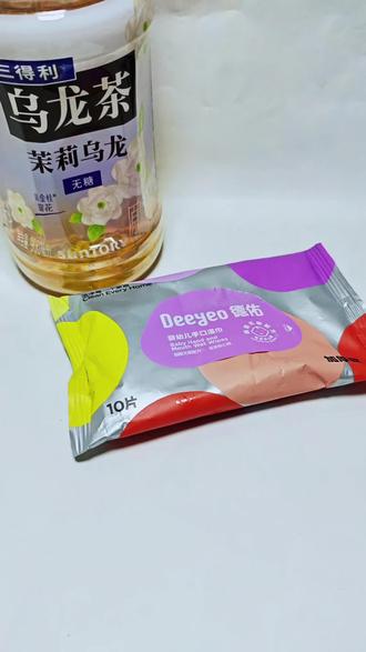 一看就会的粘土小章鱼,超简单,超可爱。也可以选择自己喜欢的颜色,搭配各种小配饰,效果超赞。#真实生活分享计划 #粘土 #手工 #创意手工