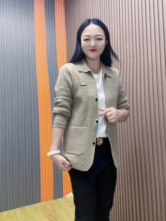 男士秋款针织开衫,上身时尚百搭显瘦,不挑年龄不挑肤色,无论任何场合自然精致减龄#品质男装 #男装穿搭 #谁穿谁好看 #男士针织开衫