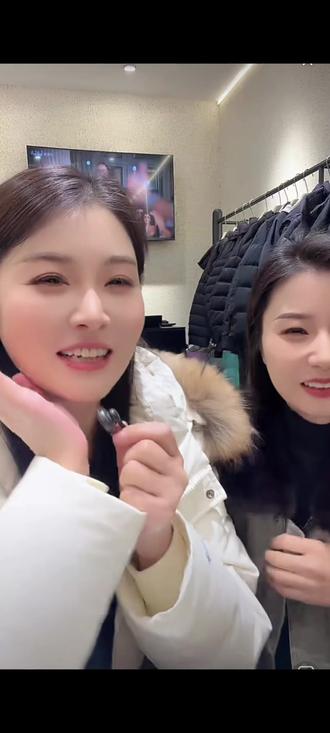 1月31日晚海莉小眼妹直播#海莉#小眼妹