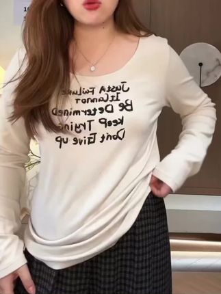 GTNER早秋新款慕斯绒字母印花U领打底衫宽松长袖T恤D2032#谁穿谁好看系列 #爱了爱了