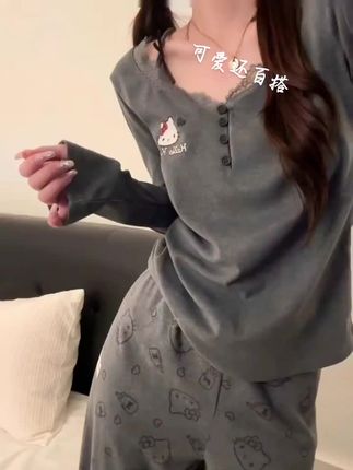 可爱还百搭的家居服 #我的ootd穿搭 #休闲穿搭 #甜妹风 #kitty #简约穿搭