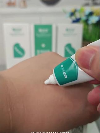 快看看这款吧#医用硅酮疤痕凝胶 #好物分享 #淡化疤痕