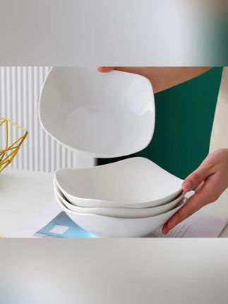 颜值与实力并存的四角#餐盘 陶瓷釉下彩的,微波炉洗碗机都能进。#盘子 #厨房餐具 #陶瓷餐具 #深盘 @巨量千川 @D+小助手