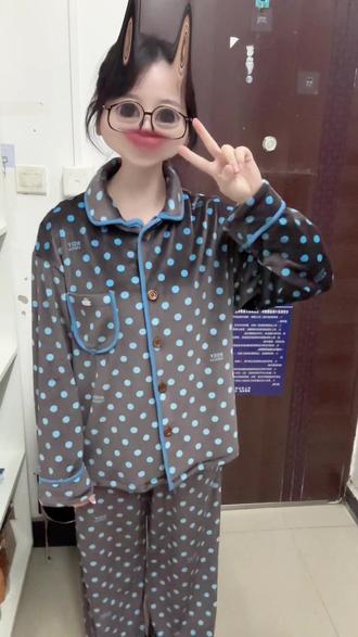 非常非常长的一个碎碎念嘿嘿 谁会不爱上rdd#赵露思 #rosydoedian #Rosydoedian #睡衣 #vlog日常