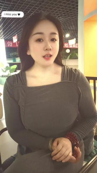 选一种姿态,让自己活得无可替代。
人不作,话不多,事不拖,
与己无关,不问不想也不说,
胖了就减,喜欢就买,没钱就赚,
盐于律己,甜以待人,全力以赴,就会很酷。#正能量 #生活很好记得微笑 @抖音小助手 #努力工作快乐生活 #愿所有人平安健康
