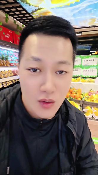 酣畅淋漓的吃颗凤梨怎么样? #凤梨#刮油刮脂 #凤梨酥做法