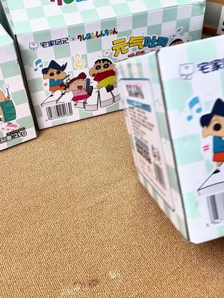 乖乖呀!幸福就是一片片的小新面包~#蜡笔小新#吐司面包#早餐面包#情侣日常