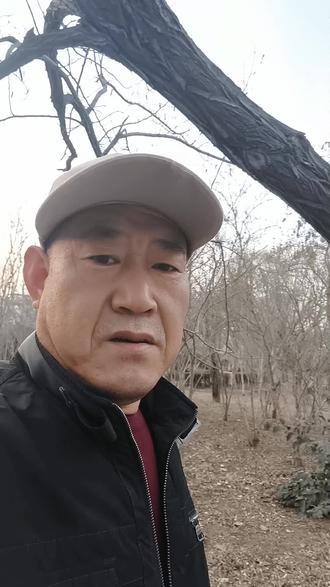 同样是情人节,为什么男人一定要发红包,而女人不发红包呢,当女人收到红包之后,是不是也应该要表示一下呢?#真实生活分享计划#婚姻#二婚#男女情感#婚姻家庭@DOU+小助手 @DOU+上热门