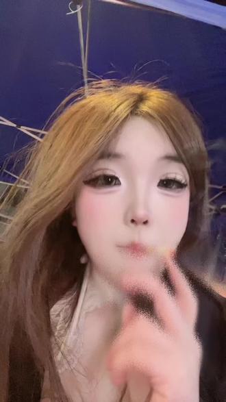 我连礼物都没找你要过 你居然连爱都不给我