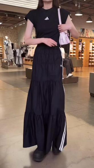 #阿迪达斯 Adidas阿迪达斯三叶草女裙半身裙26夏季复古时尚高腰显瘦百搭长裙#长裙 #半身裙 #可甜可御 #高腰