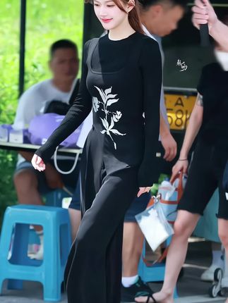#许妍 #许我耀眼 #赵露思 #赵露思同款 #许妍穿搭