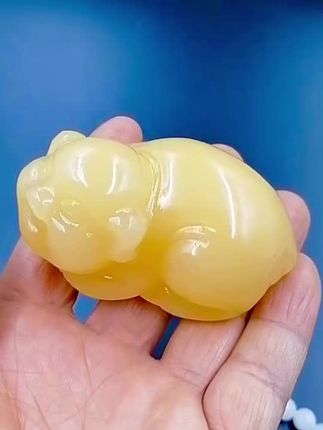 寿山石田黄石生肖猪手把件把玩件挂件挂坠文玩猪摆件工艺品礼品#纯手工雕刻 #寿山石 #田黄石 #生肖猪 #玉雕作品