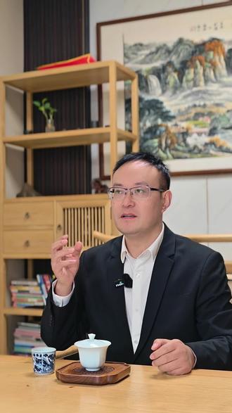 AI 手机真的来了!字节中兴联手把手机变成私人秘书#商业思维#经济#商业