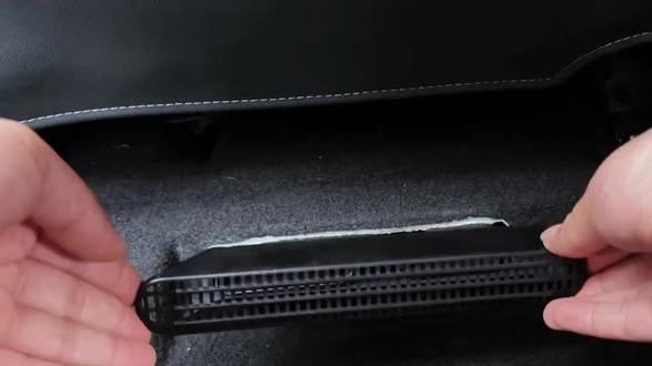 沃尔沃全系专用座椅底下出风口防护罩防止异物进入不影响出风口出风 无损安装 #沃尔沃 #汽车用品 #专车专用